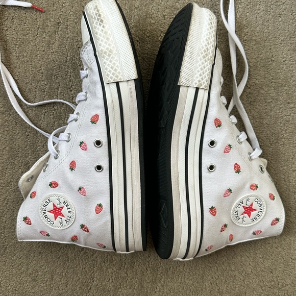 Converse White Sneakers with Strawberry Design - Picture 4 of 6